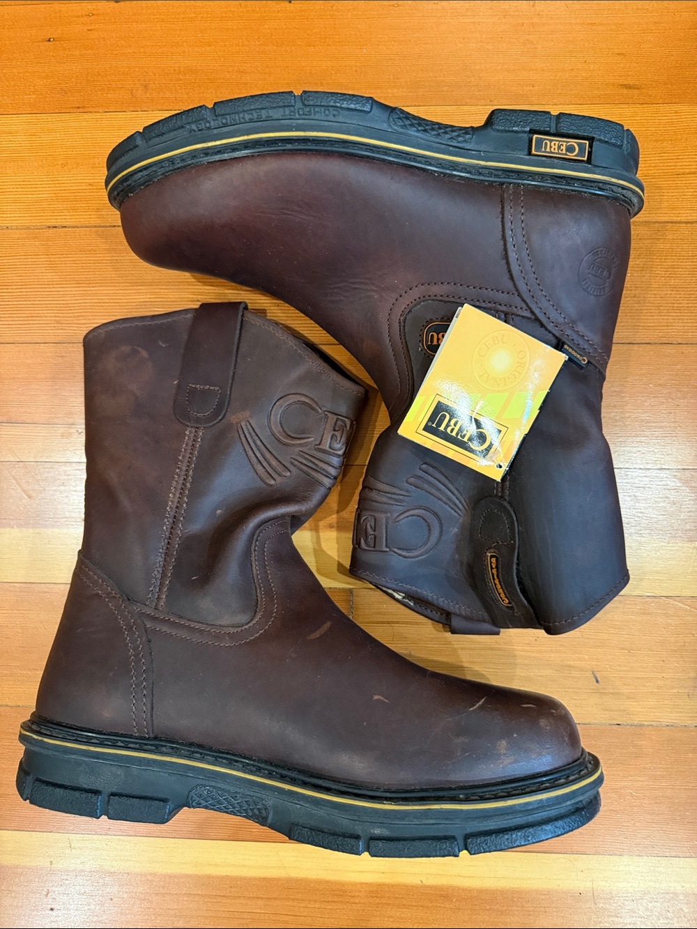 New brown leather CEBU steel toe work boots ( read sizes)